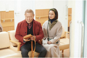 父親の美容にモヤモヤする吉田羊“トキコ”と友人のやり取りに「大切なエピソード」…「生きるとか死ぬとか父親とか」3話 画像