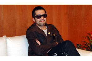 「オフステージで面白い瞬間が多い」谷中敦『SMILE〜人が人を愛する旅〜』インタビュー 画像