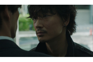 綾野剛演じる羽生の“過去”と思われるシーンも…「アバランチ」本編初映像 画像