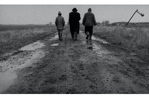 7時間超えの『サタンタンゴ』＆引退作『ニーチェの馬』、タル・ベーラ監督2作品を上映 画像