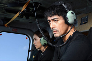 阿部寛“新名”湯舟からの登場に「始まり方がテルマエ」とSNS沸く、ラストシーンを“考察”する動きも…「DCU」1話 画像