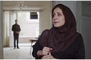 「人として私に謝って」正義のために闘う迫真の演技『白い牛のバラッド』本編映像 画像