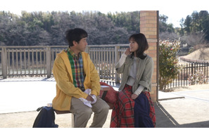 美山加恋、ムロツヨシとの共演は「憧れの方に会うような感覚」「全っっっっっ然知らない街を歩いてみたものの」S2に出演 画像