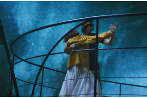 2人の歯車が狂い出す…幻想的な嵐の中のダンスシーン『アネット』本編映像解禁 画像