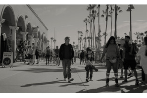 『カモン カモン』マイク・ミルズ監督、モノクロ映像は「“物語”の中へ導く手段」 画像