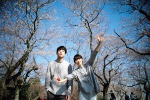 小松菜奈×坂口健太郎『余命10年』25億円超え！ リピーターも続々 画像