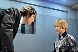 桐谷健太“猿渡”に「クリミナルズなんじゃないのか」と疑惑の声、柴咲コウ“キリコ”のセリフも話題に…「インビジブル」2話 画像