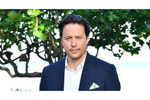 キャリー・フクナガ監督、複数の女性から「不適切な性的誘惑」を告発される 画像