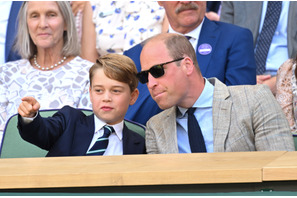 9歳の誕生日を迎えたジョージ王子、記念写真が「ウィリアム王子にそっくり！」と話題に 画像