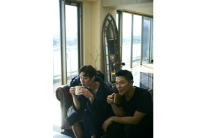 鈴木亮平＆宮沢氷魚『エゴイスト』献身的な愛を映す初映像解禁 画像