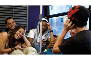 ミシェル・ゴンドリー監督最新作『ウィ・アンド・アイ』特製オリジナルコラボTシャツを1名様にプレゼント 画像