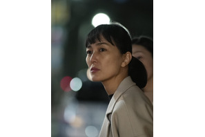 板谷由夏主演で描く他人事ではない“社会的孤立”…『夜明けまでバス停で』予告編公開 画像