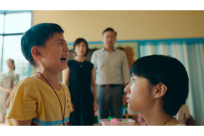 チャン・ツィフォンからシャオ・ヤン、スター俳優が揃った『シスター 夏のわかれ道』場面写真 画像