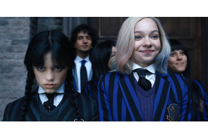 「ウェンズデー」シーズン2製作決定！世界的熱狂を収めた映像で解禁 画像