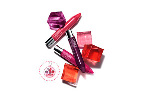 クレヨンタイプのリップカラーで楽しみたい、春のフレッシュメイク 画像