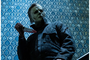 ローリーvsマイケル、壮絶な戦いと惨劇切り取る『ハロウィン THE END』場面写真 画像