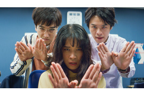 タイムループ映画の新たなヒット作 『MONDAYS』4月DVD・Blu-ray発売、豪華特典も 画像