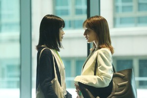 浮気に気づいた楓に「怖すぎる」などの声…田中みな実の演技に注目集まる「あなたがしてくれなくても」7話 画像