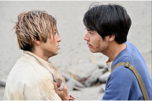 山田裕貴“直哉”と赤楚衛二“優斗”の友情に感動の声殺到中…「ペンディングトレイン」第8話 画像