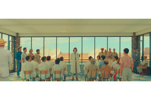 ほぼCGなし、ウェス・アンダーソン監督の風景美捉える『アステロイド・シティ』スチール 画像