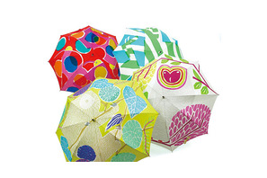 マリメッコのデザインを手掛ける日本人テキスタイルデザイナー、鈴木マサル傘展 画像