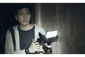 不気味な現場で撮影クルーが見たものは…『トンソン荘事件の記録』恐怖伝わる新場面カット 画像