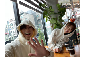 パク・ソジュン＆パク・ボヨン、自撮りやカフェデートなど“夫婦”の仲良しカット到着『コンクリート・ユートピア』 画像