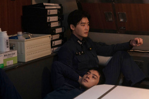 チャウヌ「イ・ジョンソク兄さんのお陰でより没頭できた」“兄弟”カット解禁『デシベル』 画像