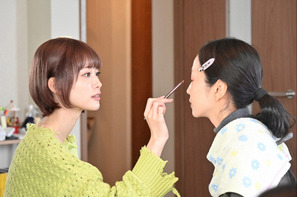 木南晴夏“田中さん”が笙野母・悦子に伝えた生見愛瑠“朱里”の言葉に「泣いた」「心を動かされた」の声…「セクシー田中さん」8話 画像