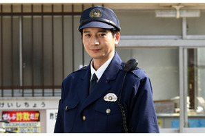 向井理「警察官と詐欺師という相容れない役を同時に」テレビ東京×WOWOW「ダブルチート」主演 画像