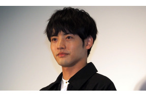 赤楚衛二＆錦戸亮、ビジュアル撮影の様子が公開「Re:リベンジ」 画像