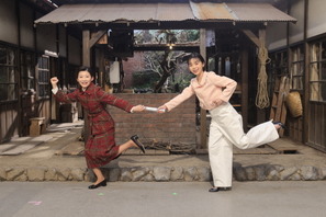 伊藤沙莉、趣里からバトン受け取り「最後まで走りきろう」朝ドラ「虎に翼」4月から 画像