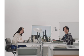 北村匠海＆清原果耶が“同僚”演じるWEB動画公開　インタビュー・メイキングも 画像