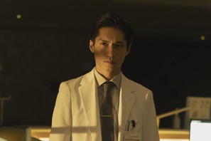 錦戸亮“郁弥”の見せつけキスに「完璧」「表情がたまらない」の声上がる「Re:リベンジ」2話 画像