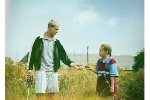 『SCRAPPER／スクラッパー』行方知れずだった父親が突然現れる！本編映像解禁 画像