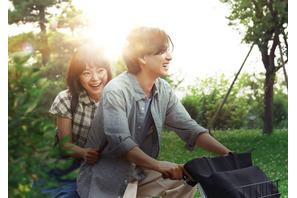 京本大我＆古川琴音『言えない秘密』インタビュー公開「素敵な空気」「優しくてキュンと切ない」 画像