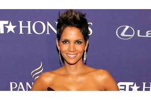 ハル・ベリー、妊娠を腎臓結石と勘違いしていた！ 画像