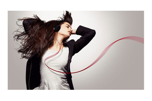 ささやきや溜息までもが聴き取れる、ホームオーディオ並みの高音質ヘッドホンが登場 画像