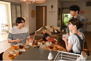 松村北斗“楠見”＆津田健次郎“横井”の意外な変化に視聴者「雰囲気良いなぁ」…「西園寺さんは家事をしない」7話 画像