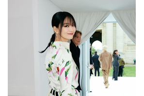 『損するのは嫌だから』女優シン・ミナ、パリでモデル出身のオーラを放った！「カッコいい」【PHOTO】 画像