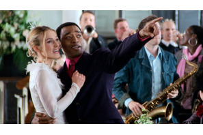 キーラ・ナイトレイのウエディングドレス姿がまぶしい！『ラブ・アクチュアリー』名シーン公開 画像