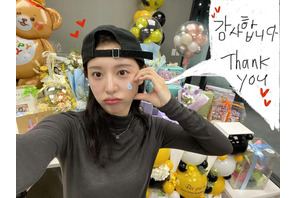 『涙の女王』キム・ジウォン、誕生日プレゼントの山が凄すぎる！幸せいっぱいの“32歳の始まり”【PHOTO】 画像