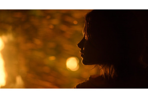 火の粉舞う幻想的なシーンの舞台裏『シビル・ウォー アメリカ最後の日』メイキング映像 画像