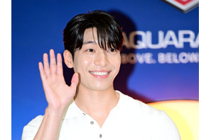 『イカゲーム』俳優ウィ・ハジュン、普段は大人しいが恋愛は我慢できない!?「突き進むタイプ」 画像