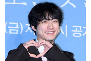 “韓ドラデビュー”を果たした坂口健太郎、韓国一の授賞式「AAA 2024」に参加決定！2年連続の快挙 画像