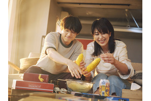 松たか子＆松村北斗の温かい日常とキュンシーン『ファーストキス』場面写真一挙公開 画像