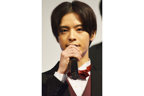 塩野瑛久、祝30歳 主演ドラマ「五十嵐夫妻は偽装他人」放送前に2024年公開作品ふり返り 画像