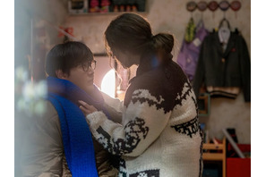 ナ・イヌの膝の上にイ・セヨンが…“キスシーン”公開にドキドキが止まらない！初放送に期待高まる 画像