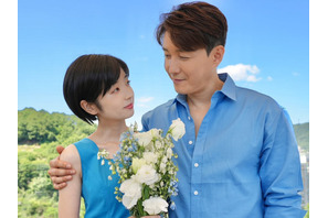 俳優シム・ヒョンタクと“18歳年下”日本人妻のサヤさん、第1子出産を報告「言葉にならないほど愛くるしい」 画像