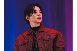 2PMジュノ、甘い声と温かい思い出を届けた！愛に包まれた感動のファンコンサート 画像